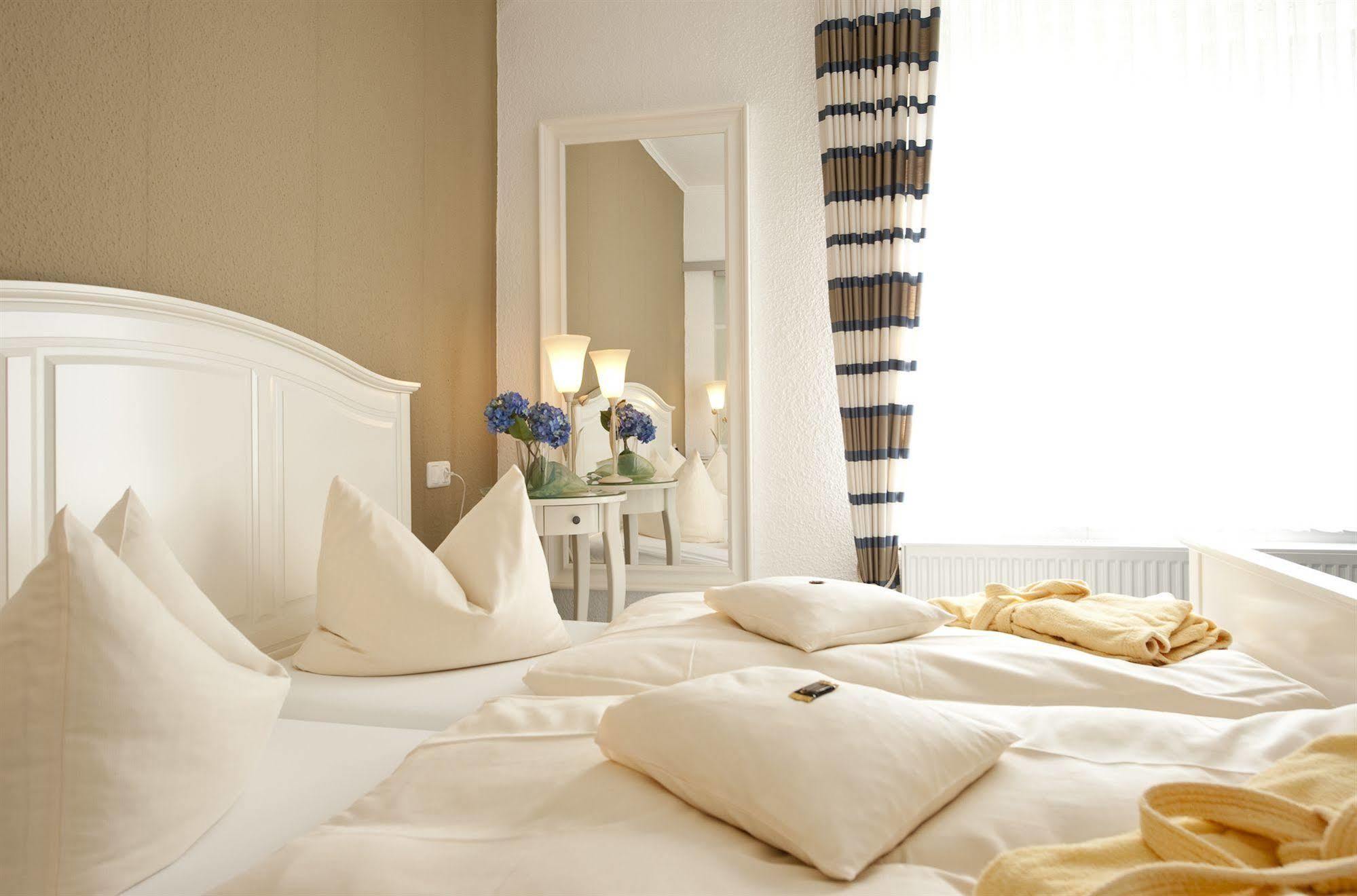 Boutiquehotel Das Haus Am Walde Bad Bevensen Ngoại thất bức ảnh